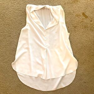 Size L rayon white sleeveless tunic